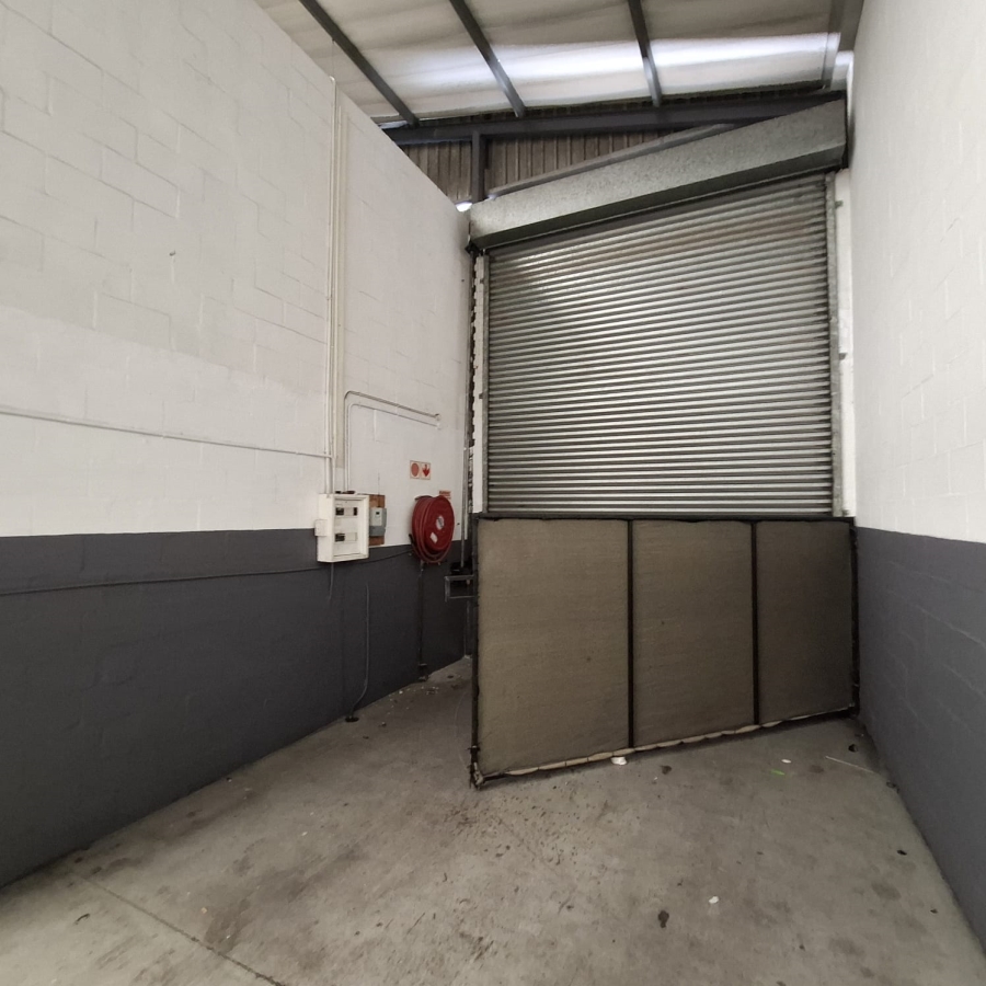 To Let commercial Property for Rent in Stikland Western Cape